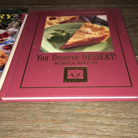 2 cookbooks - Picture 3 of 6